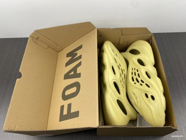 Sulfur GV6775 RNNR Yeezy Adidas Foam 0825